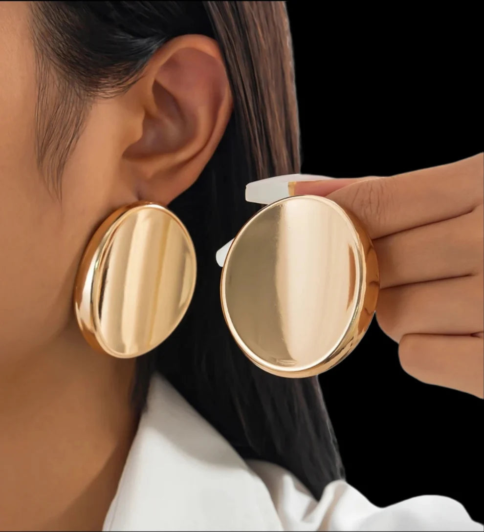 Bold in Gold – Minimalist Large Smooth Oval Concave Stud Earrings