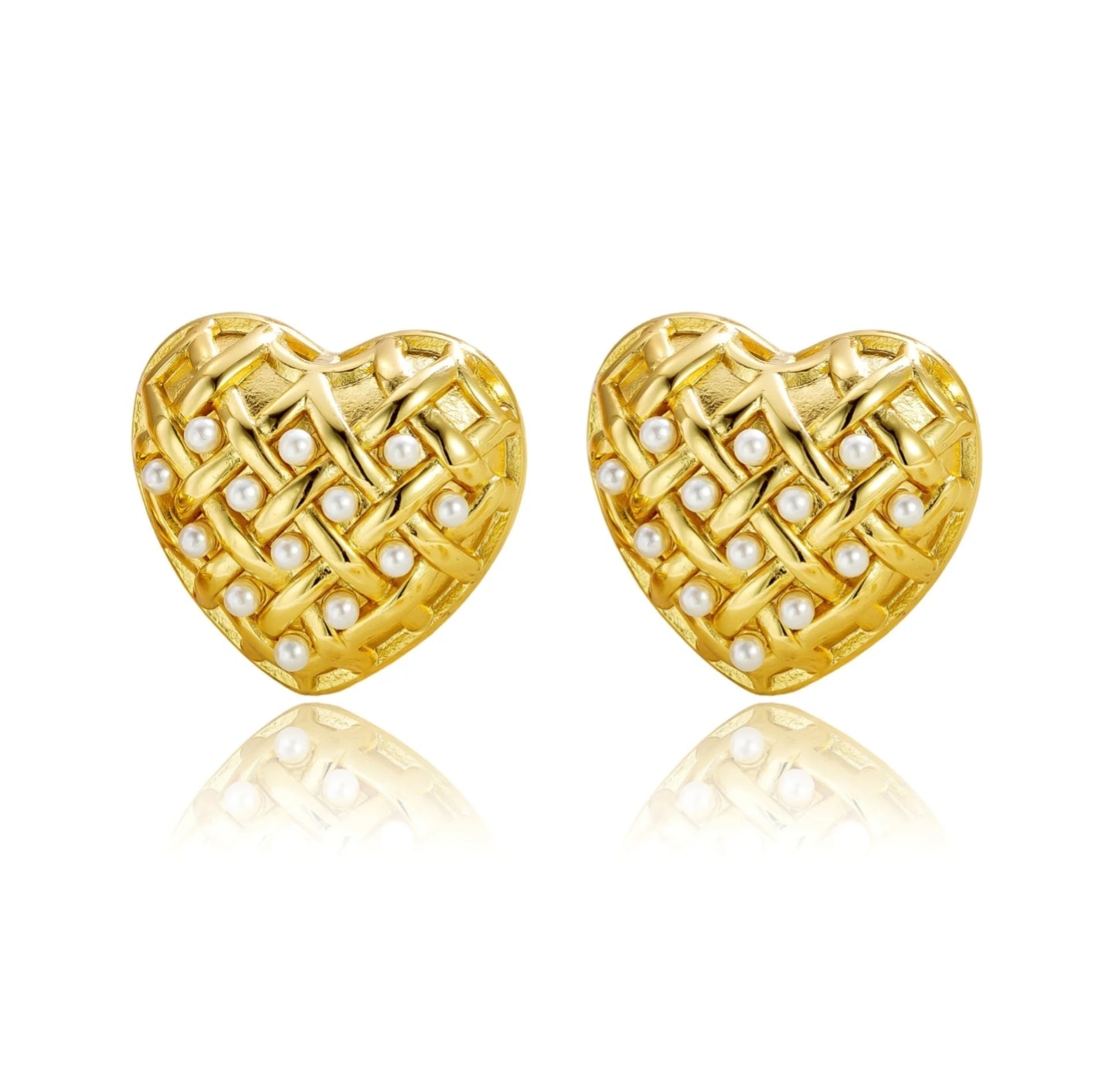 Heart OF Pearl - Exquisite Romantic Light Luxury Stainless Steel Stud Earrings Love Inlaid Pearls Versatile Fashion