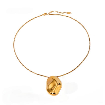 Goldie Necklace – 18K Gold Plated Irregular Concave Hammer Pendant on Stainless Steel