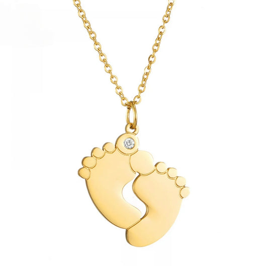 Footprint Necklace – Baby Feet Mother Pendant in 18K Gold Plated 304 Stainless Steel