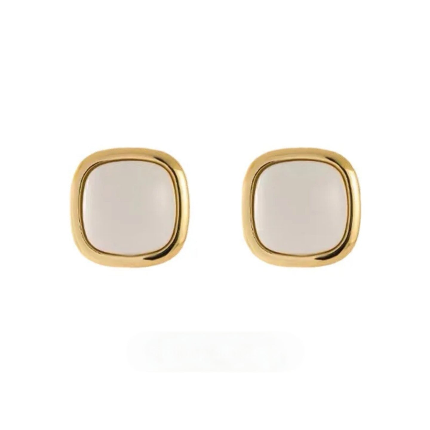 Radiance Pearl Studs - Simple Retro Gold-Plated Square Mother of Pearl Earrings
