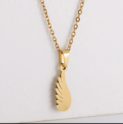 Feather Touch Minimal Pendant Set – Luxury Non-Tarnish, Waterproof 18K PVD Gold Plated Stainless Steel