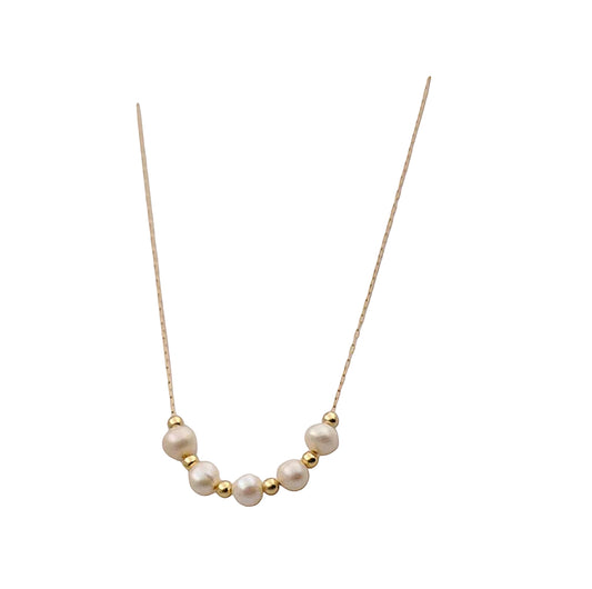 Dreamy Pearl Necklace – Baroque Freshwater Pearl on 18K Gold-Plated Stainless-Steel Chain