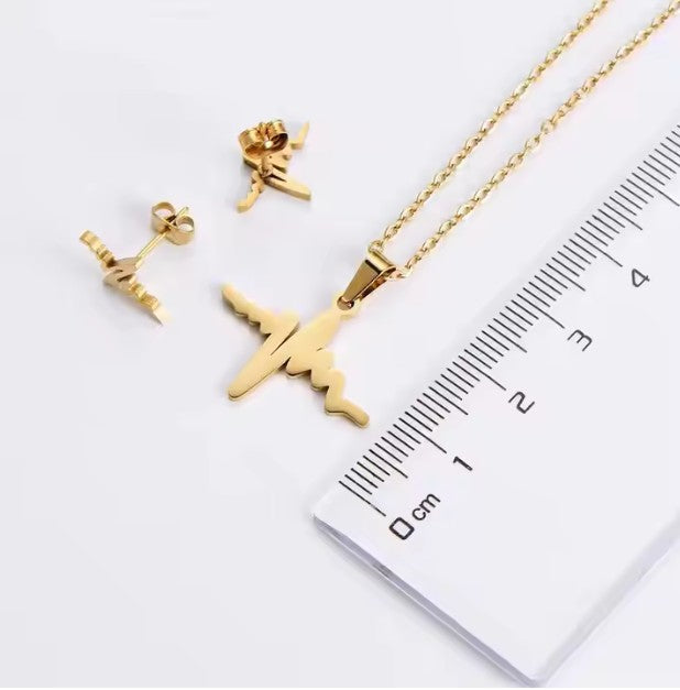 Ryth Beat Minimal Pendant Set – Luxury Non-Tarnish, Waterproof 18K PVD Gold Plated Stainless Steel