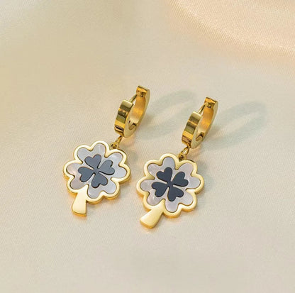 Lou – Blu Black Shell Four-Leaf Clover Jewelry Set | Titanium Stainless Steel with 18K Gold Plating