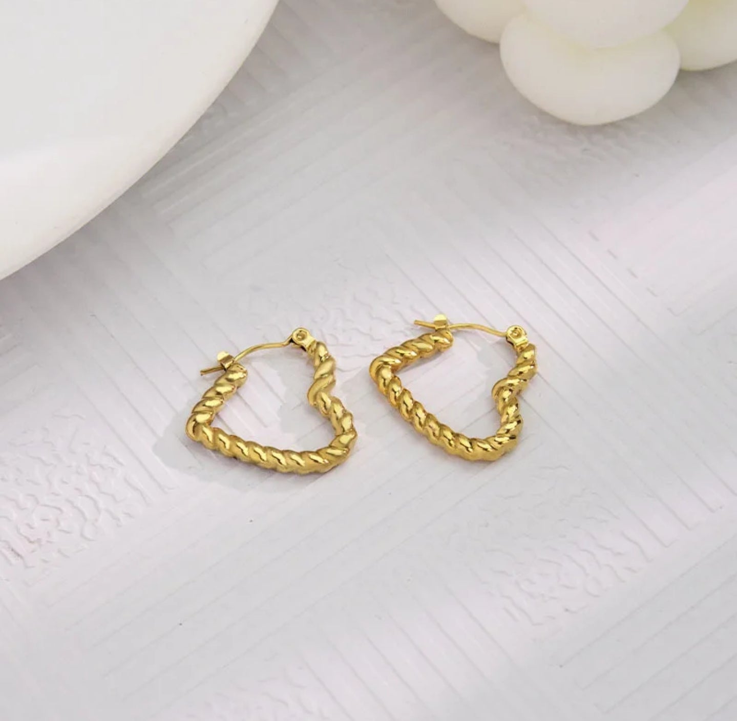 Golden Rope Hearts - High-Polished 18K Gold Plated Twisted Rope Heart Earrings – Non-Tarnish Stainless Steel
