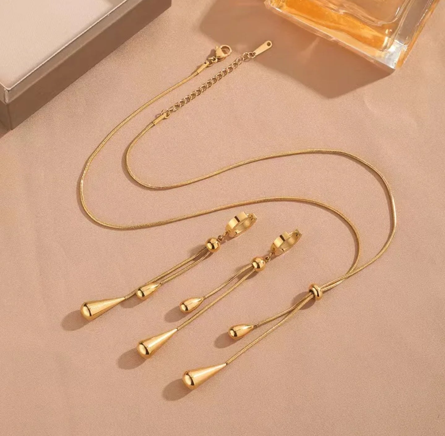 For You Jewelry Set – Fashionable 18K Gold Drop Necklace & Earrings | Stainless Steel