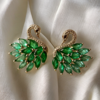 316L Stainless Steel Green Zirconia Heart Necklace with Multi-Emerald Zirconia Swan Studs