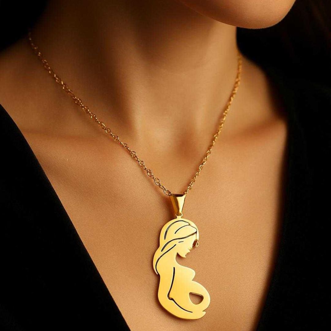 18K Gold Plated in 304 Stainless Steel Pregnant Mother Pendant Closer to Heart Necklace