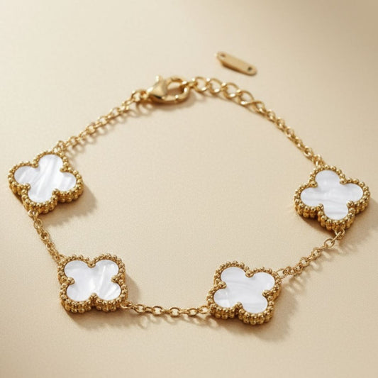 White Clover Stainless-Steel Bracelet – In Stainless Steel Effortless Everyday Elegance