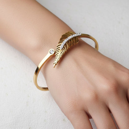 Studded Leaf Open - Bracelet