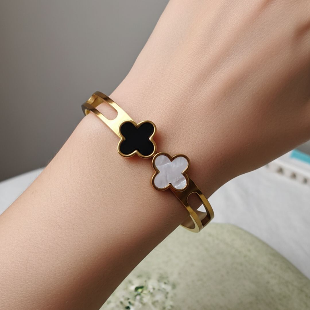 Soul Sister - Clover Bracelet