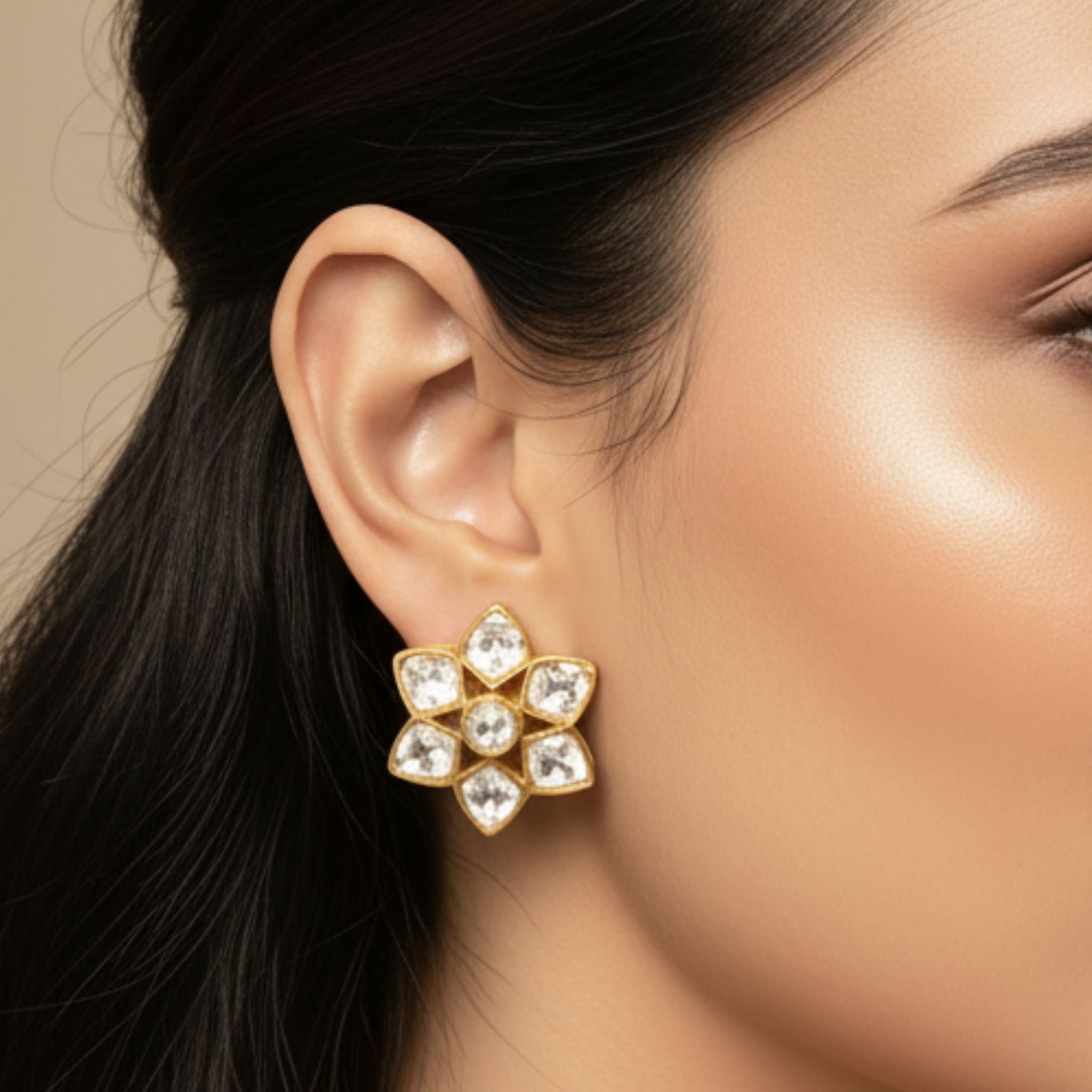 Modern Twist Earring