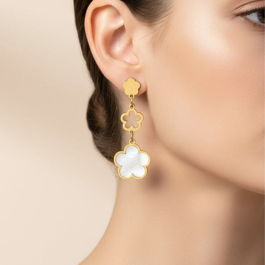 🤍Four Leaf Dangler- Stainless Steel White Floral Fringe Earrings