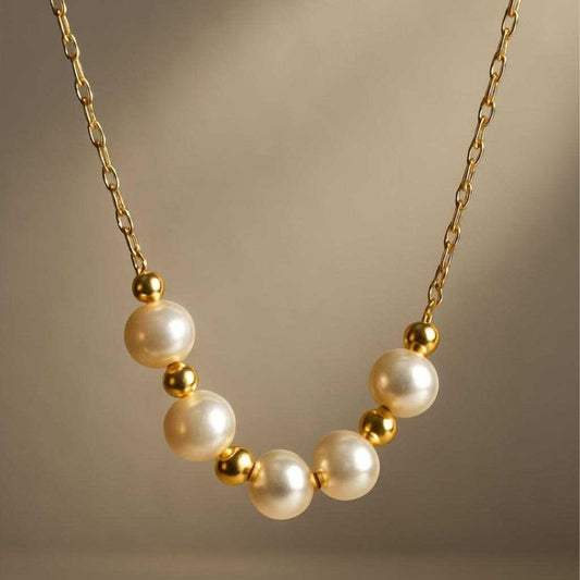 Dreamy Pearl Necklace – Baroque Freshwater Pearl on 18K Gold-Plated Stainless-Steel Chain