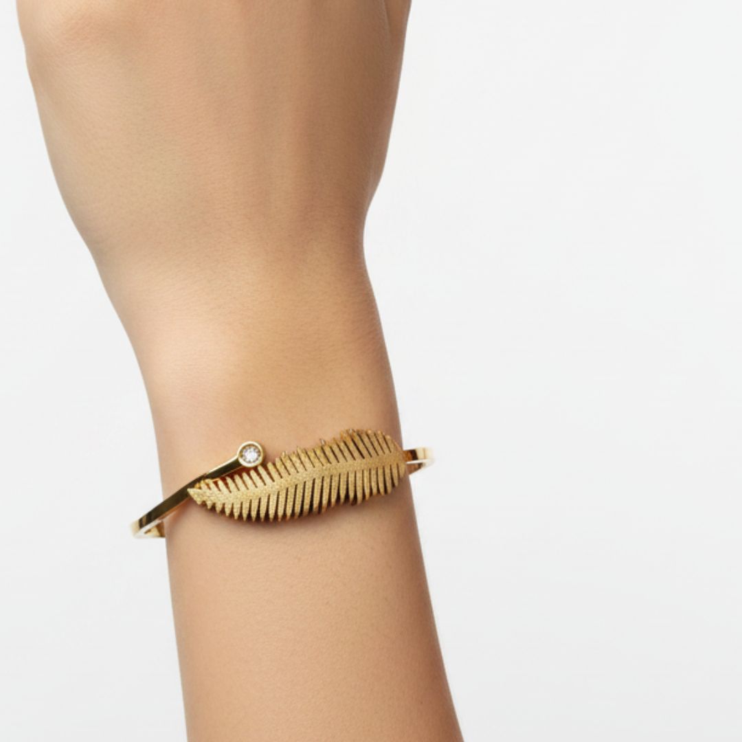 Curved Leaf - Bangle