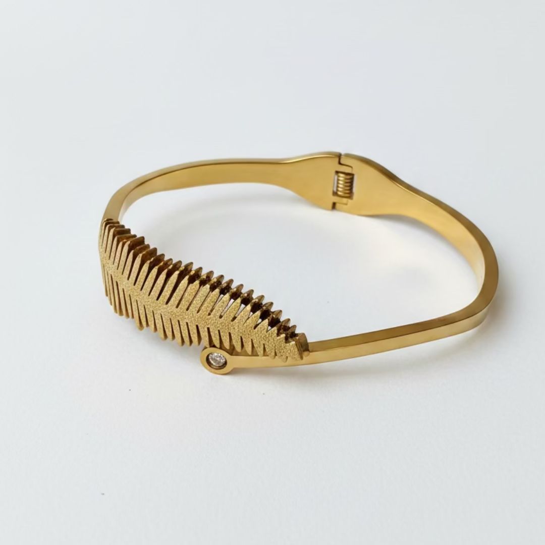 Curved Leaf - Bangle