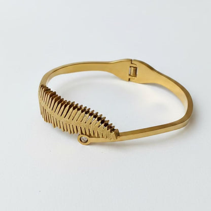 Curved Leaf - Bangle