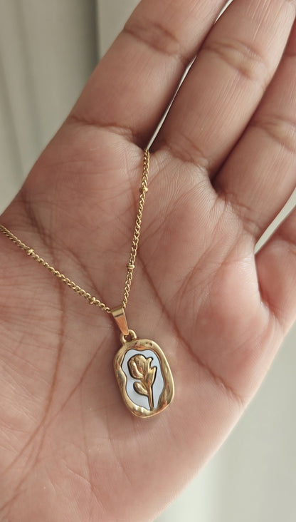 Ella Necklace