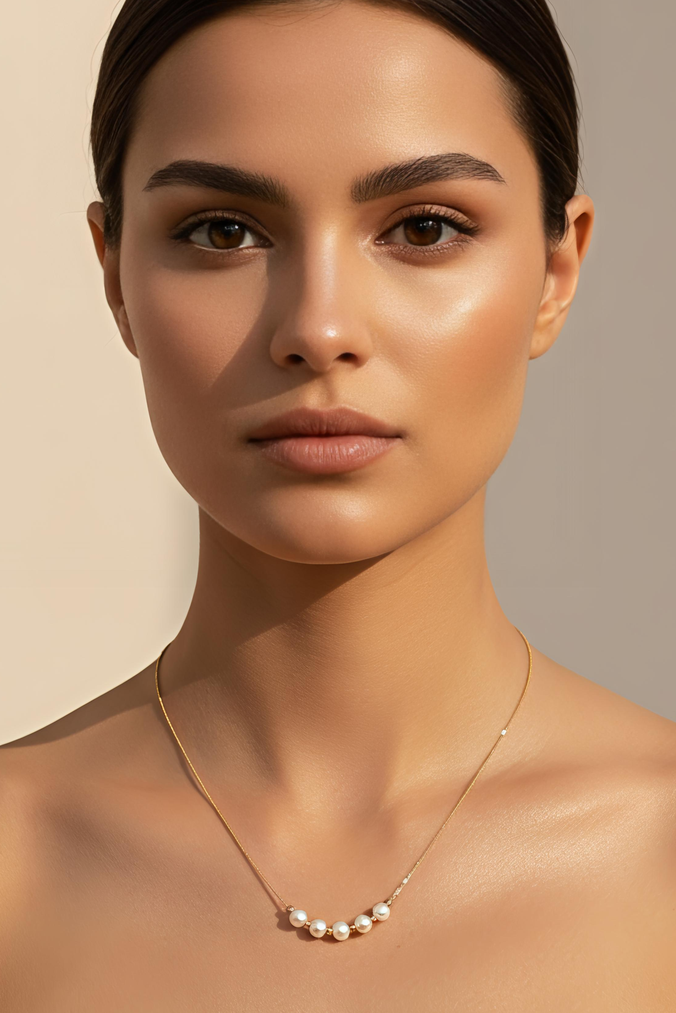 Dreamy Pearl Necklace