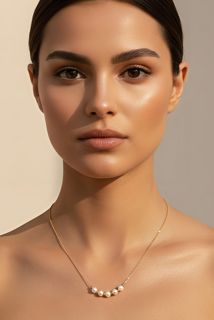 Dreamy Pearl Necklace