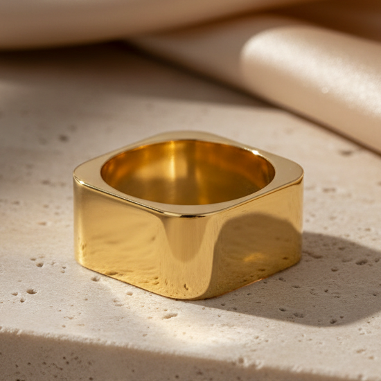 Fair & Square Cuff - Bracelet