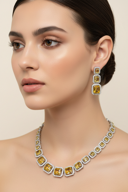 Eidi Necklace Set