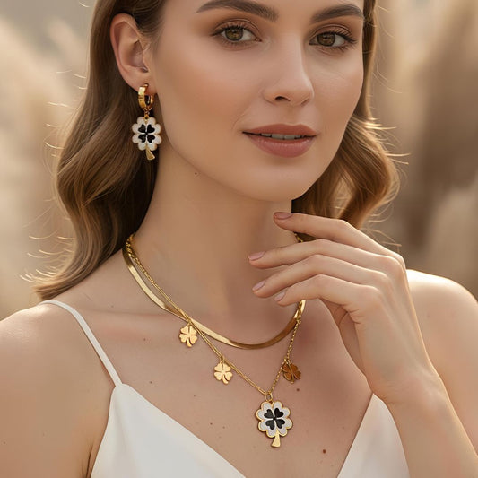 18K Gold Plating |Titanium Steel| Four-Leaf Clover Jewelry Set with Black Shell