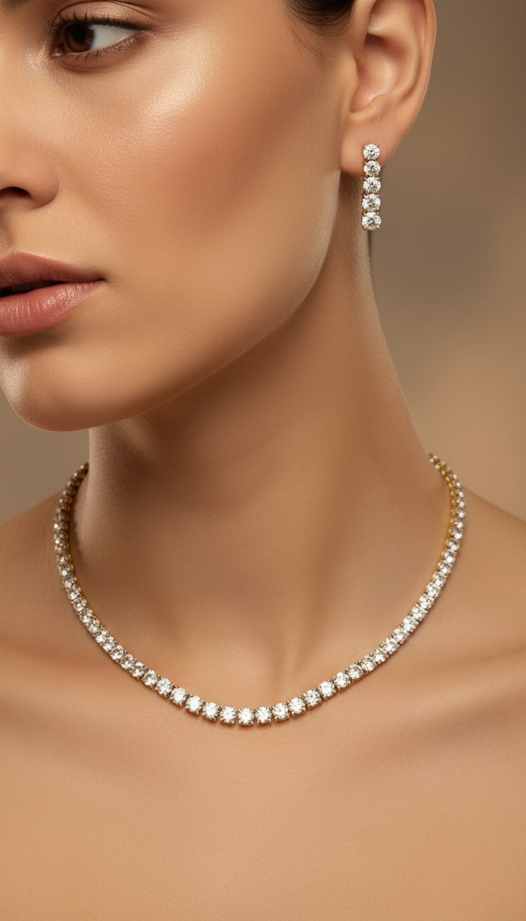 The Golden Show Stopper – Timeless Radiance in Gold Polish