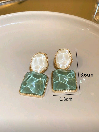 💚Green Water - Fashionable Green Water Ripple Geometric Square Earrings