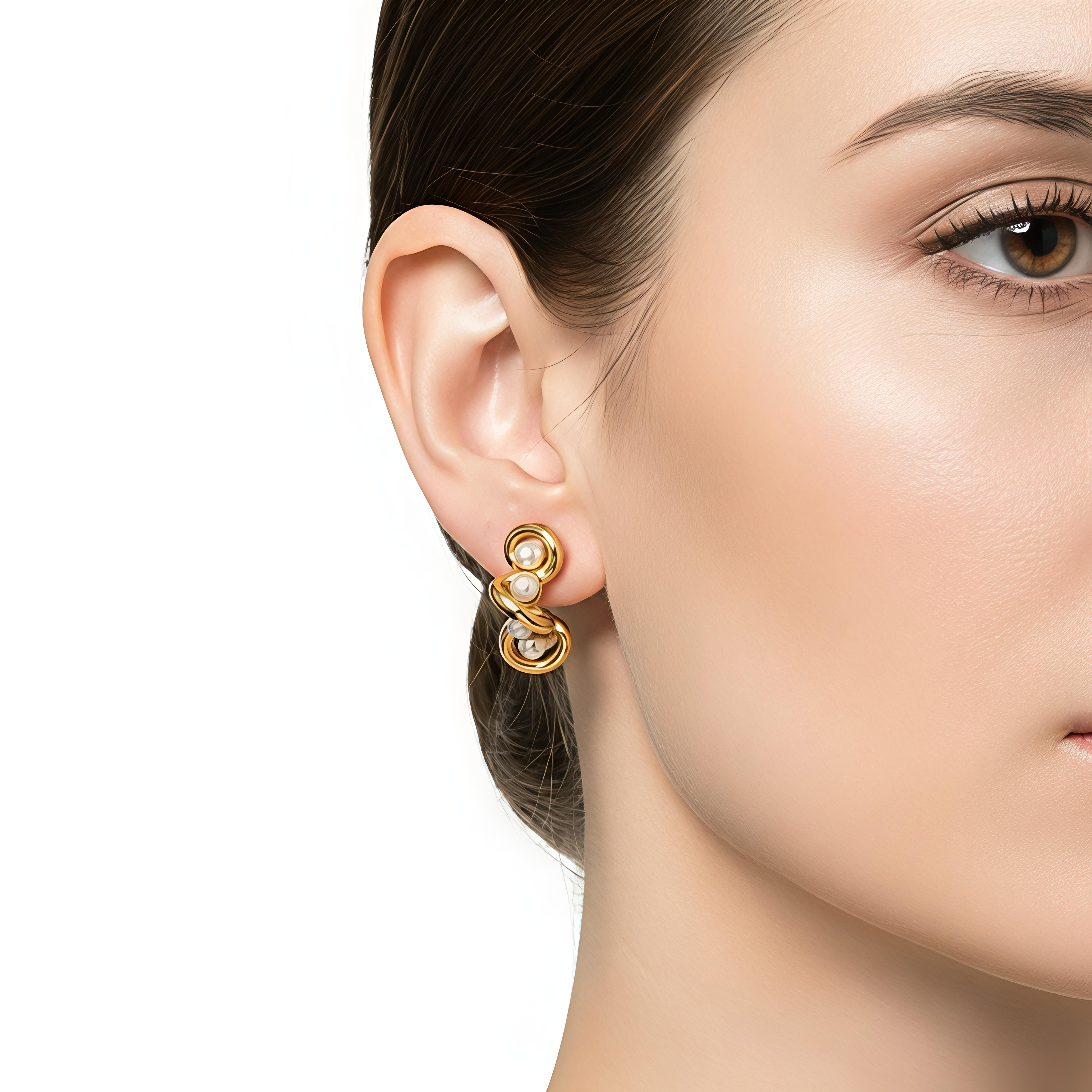 18K Gold-Plated in Stainless Steel Pearl Hoops - Pearl Twirl Hoop