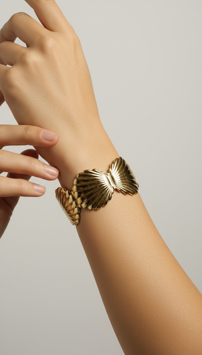 Shell-Inspired Stainless-Steel Cuffs – Modern Coastal Charm