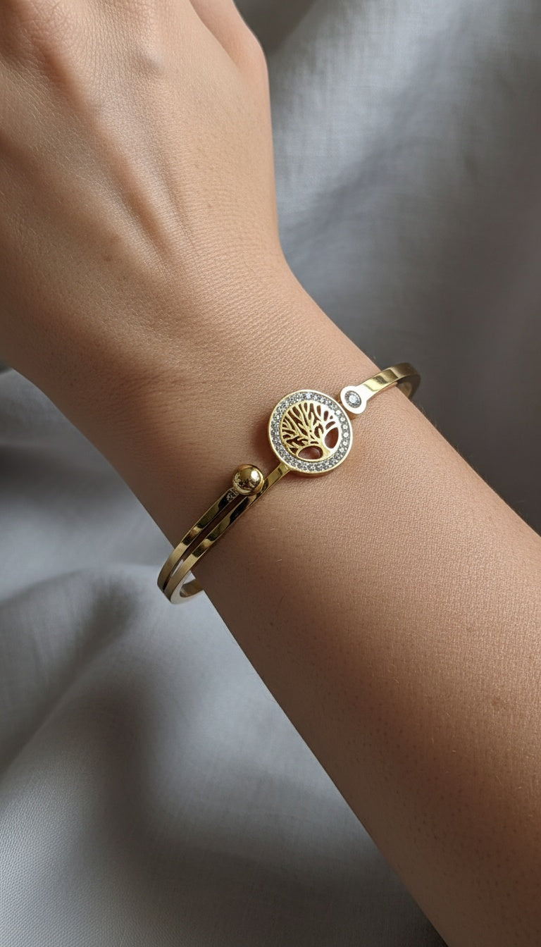 The Minimal Luxe Bangle – Gold-Plated Stainless Steel