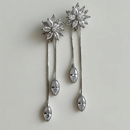 Flower Design Long Tassel Earrings With Rhinestones – Copper Alloy