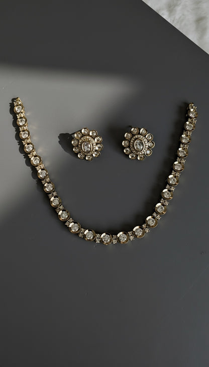 Royal Radiance Stone Necklace – Dipped in Gold & Elegance