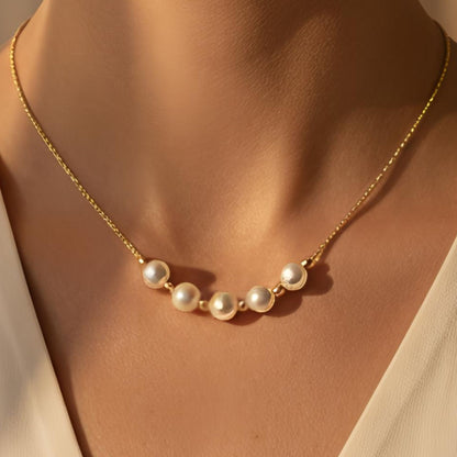 Dreamy Pearl Necklace