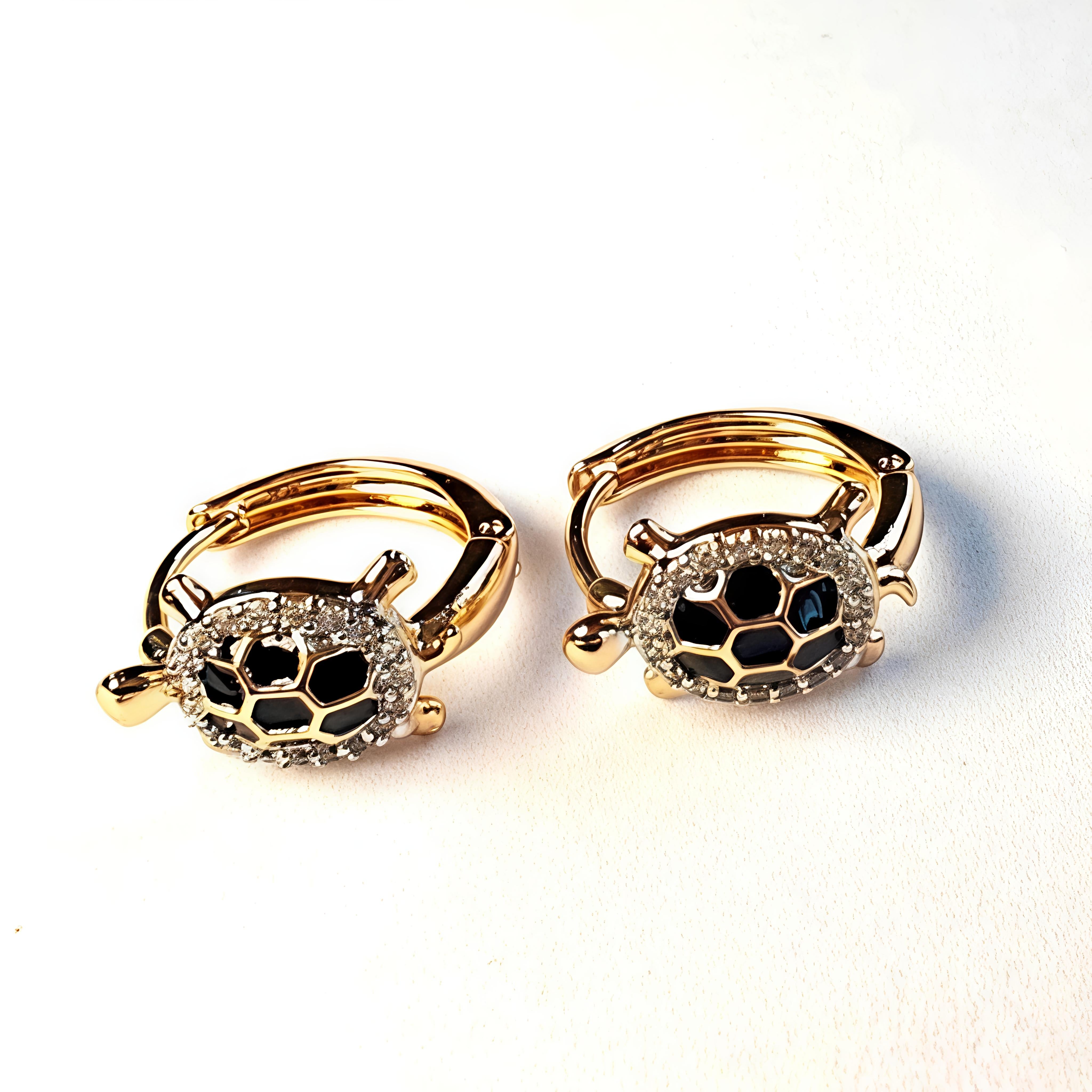 18K Gold Plated in Stainless Steel - Tortoise Hoop Earrings – High Quality Model with Cubic Zirconia Stones