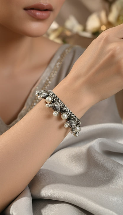 Royal Heritage Oxidized Silver Bangle – Authentic Pearl Detailing
