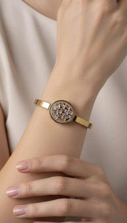 Fine Gold-Plated Stainless-Steel Bangle – Subtle Luxury, Lasting Shine