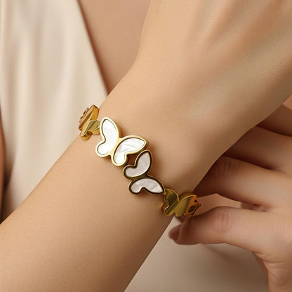 Butterfly Bud - Bracelet
