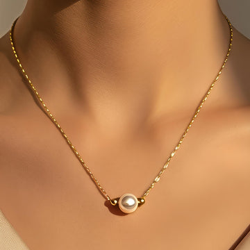 Mono Fresh Pearl Necklace
