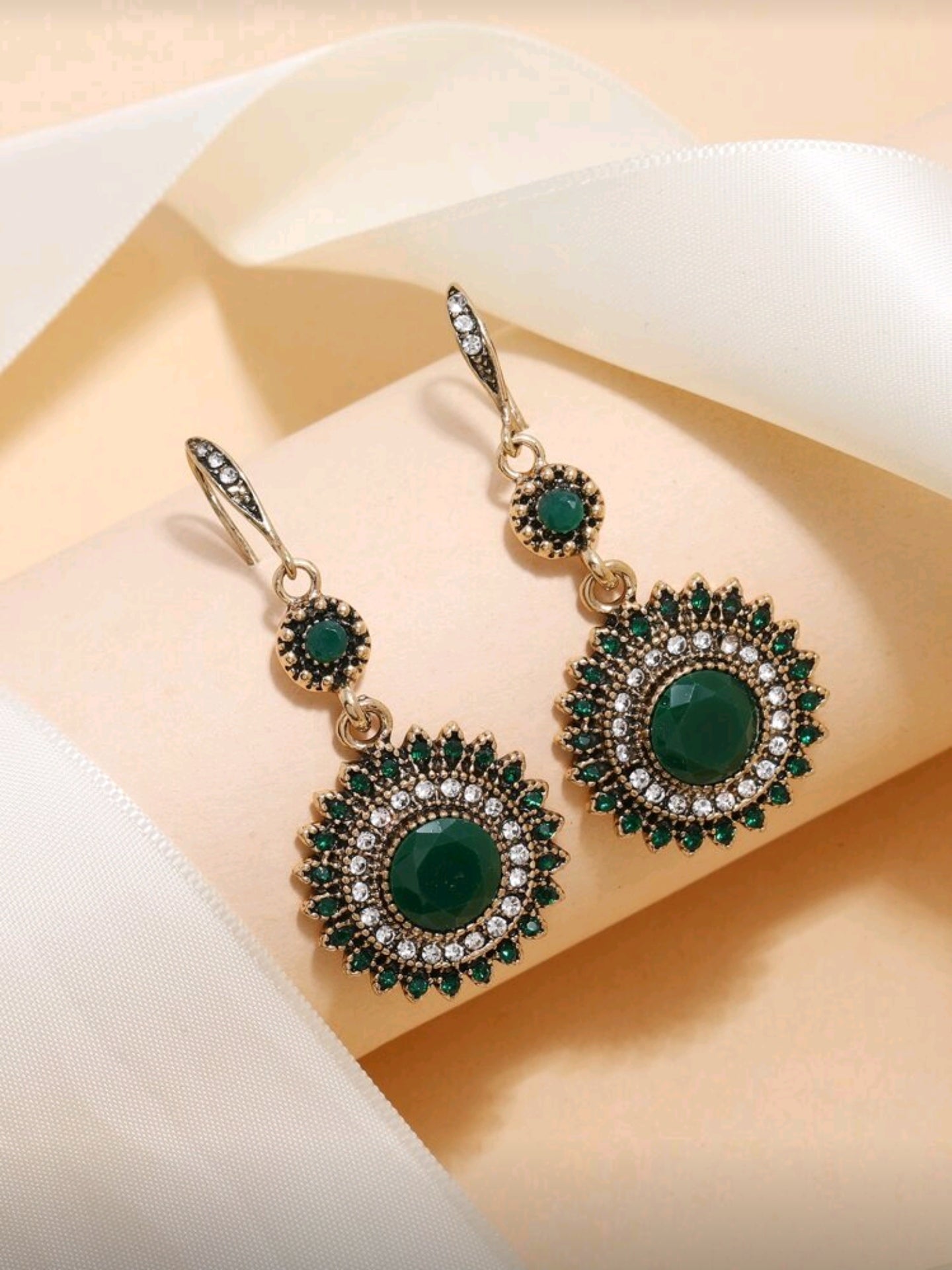 🌿Green Rust - Bohemian Rhinestone Decor Drop Earrings in Stainless Steel