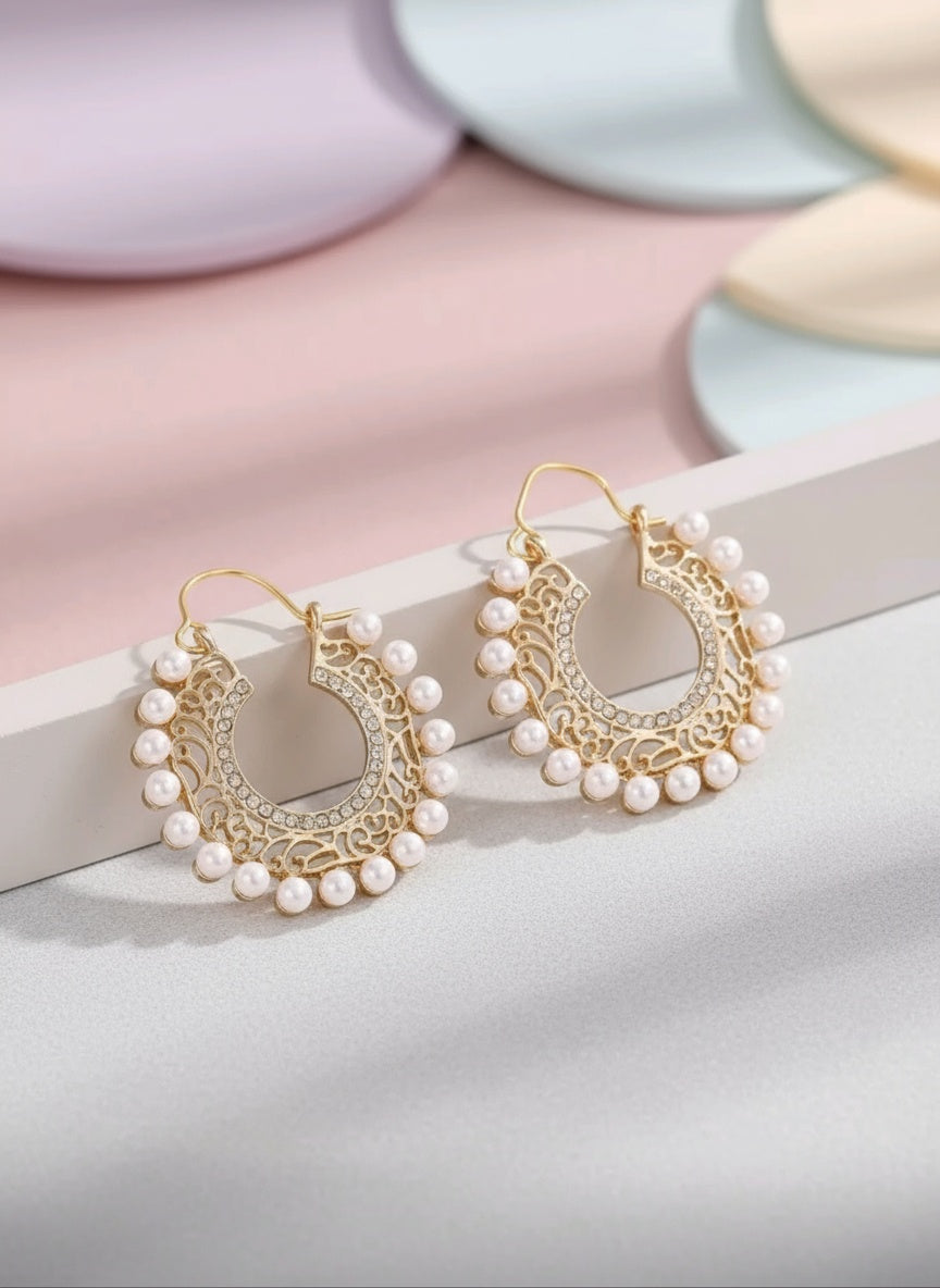 💫Tier Twist -Pearl & Rhinestone Decor Hoop Earrings with Ethnic Charm
