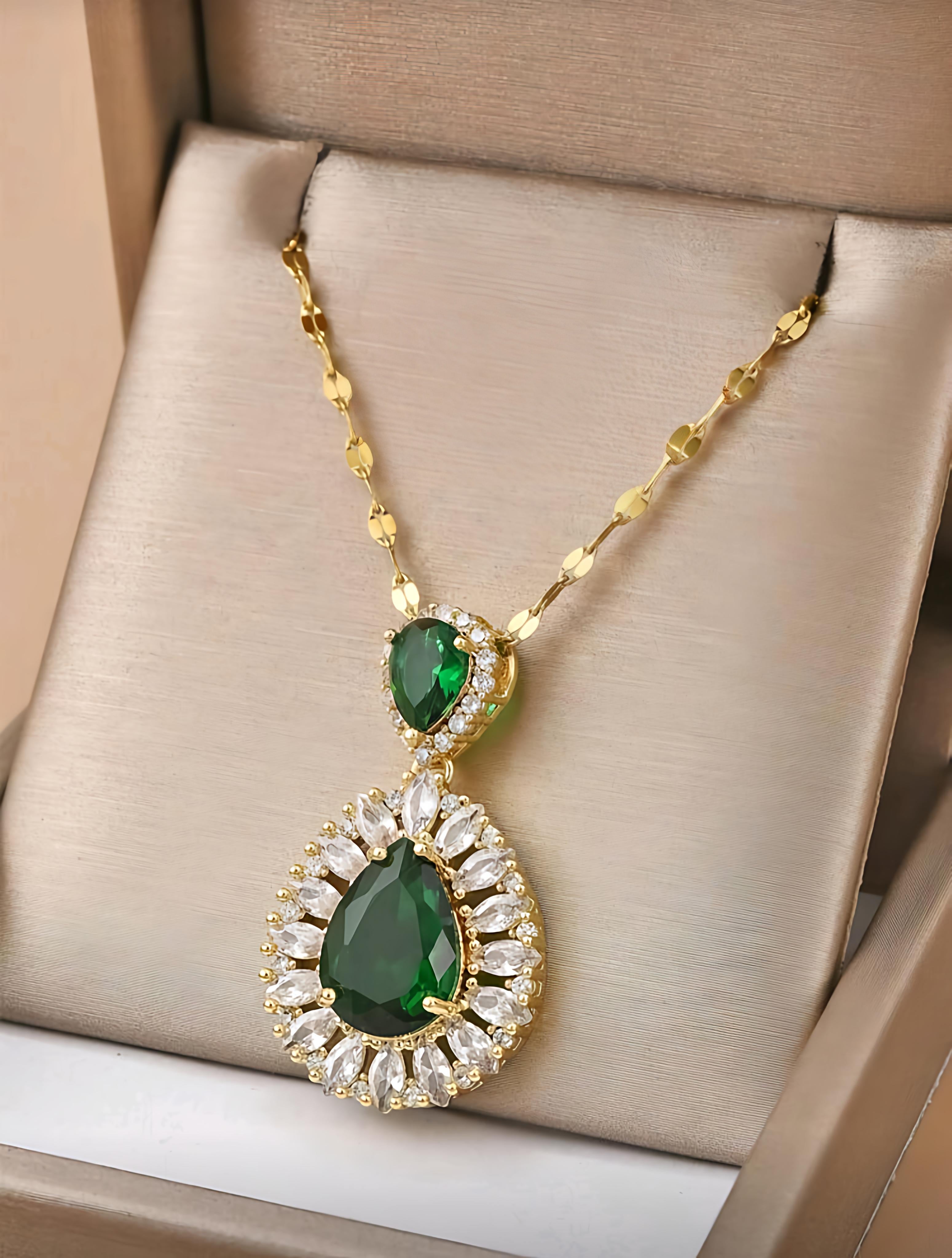 Stormi Necklace