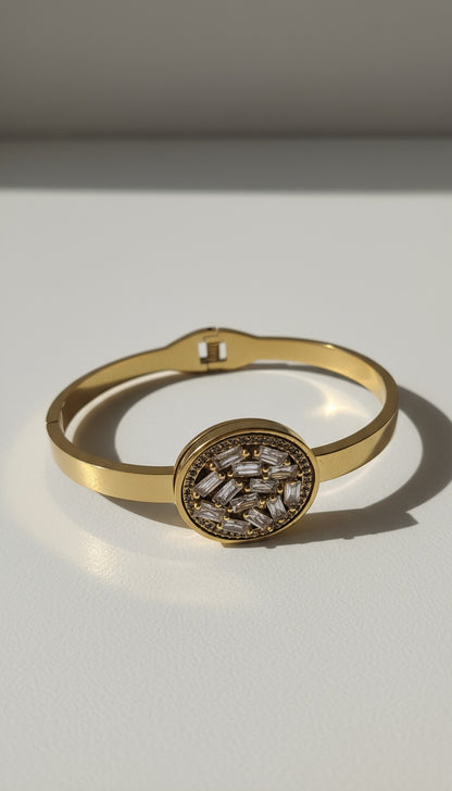 Fine Gold-Plated Stainless-Steel Bangle – Subtle Luxury, Lasting Shine