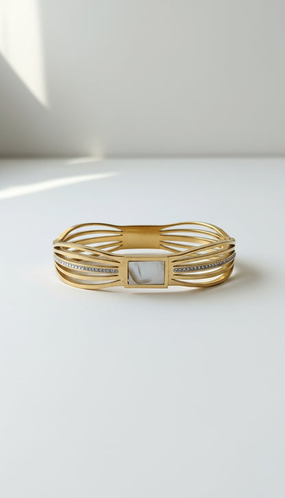 The Stylus One: White-Stone Cassee Frame Gold Pleated Stainless Steel Bracelet